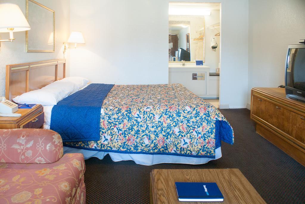 Executive Inn جاكسونفيل الغرفة الصورة