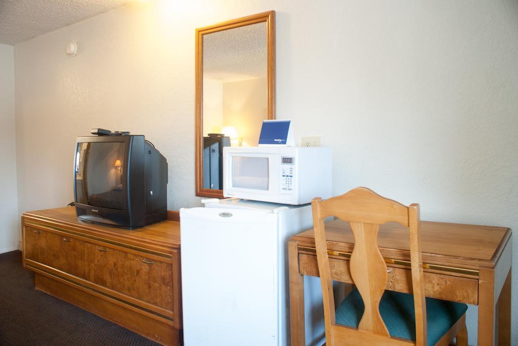 Executive Inn جاكسونفيل الغرفة الصورة
